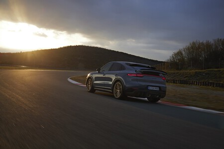 Porsche Cayenne Turbo GT 4
