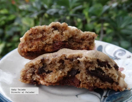 Receta galletas para golosos con trocitos de chocolates y macadamia garapiñada