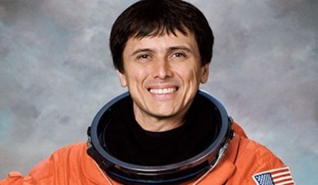 Franklin Chang-Díaz: el primer astronauta latinoamericano de la NASA.