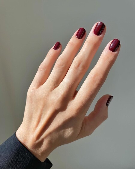 Manicura para ir a la oficina en 2021