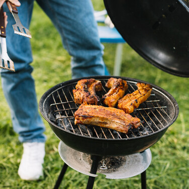Lidl vende por menos de 20 euros una barbacoa de carbón perfecta para jardines o terrazas