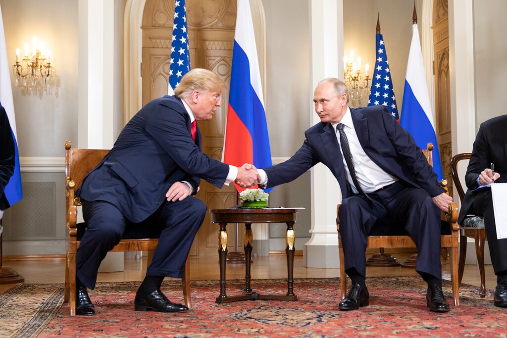 Los encuentros anteriores entre Putin y Trump han dejado clara una cosa: no pueden estar solos en la misma sala