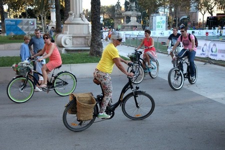 Barcelona registra en dos semanas 300 solicitudes para la ayuda de 250 euros para la compra de bicicletas eléctricas
