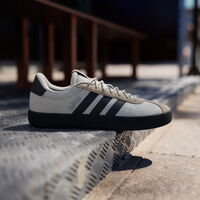 Adidas rebaja las que serán nuestras nuevas zapatillas favoritas: suela cómoda, colores otoñales y precio de outlet 