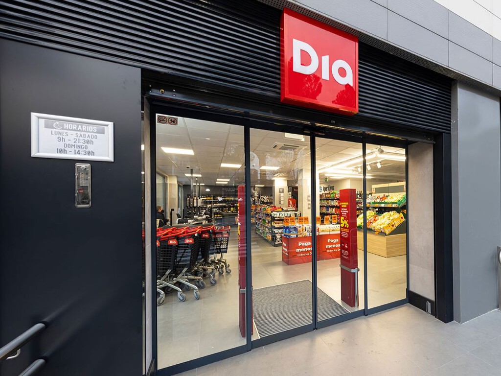 Se acabó el hacer la compra de Dia a través de Amazon: la cadena de supermercados quiere reforzar el control del cliente