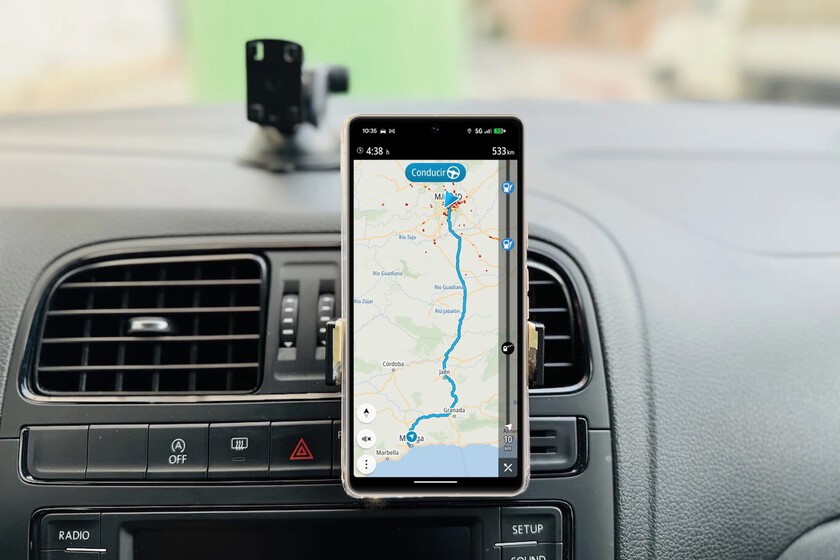 Es la primera vez en mi vida que me planteo pagar por una alternativa de Google Maps y Waze. Es ideal para viajes largos
