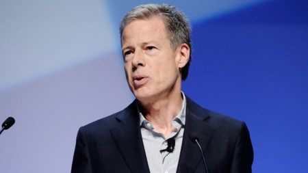 CEO de Time Warner defiende la piratería de Juego de tronos: "Es mejor que ganar un Emmy"