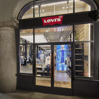 Últimas horas del aniversario de Amazon: estos Levi's en marrón tendencia son la mejor compra del otoño a casi mitad de precio  