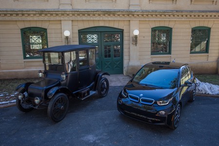 El BMW i5 está lejos de parecerse al BMW i3 (para alivio de muchos)