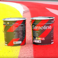 Pintar las líneas de los circuitos de Fórmula 1 es todo un arte: kilómetros de pintura homologada por la FIA, mucha cinta americana y precisión quirúrgica