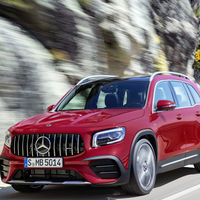 El Mercedes-AMG GLB 35 ya está aquí: 306 CV para la versión deportiva de este SUV compacto de siete plazas
