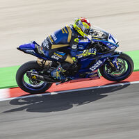 Dominique Aegerter bate a Federico Caricasulo para frustrar el primer triunfo de Ducati en Supersport
