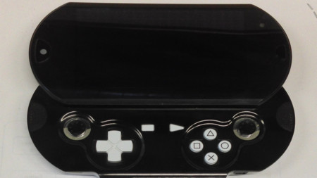 He aquí y en funcionamiento un prototipo de PS Vita, y es clavadito a cierto modelo de PSP