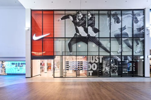 Nike a mitad de precio: liquidación total de zapatillas, pantalones, sudaderas y más desde 26 euros en su outlet