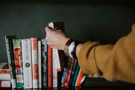 ¿Tienes tiempo para leer? Estos son los libros más vendidos sobre el mundo del motor