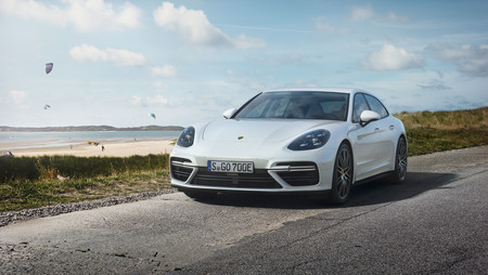 High Panamera Turbo S E Hybrid Sport Turismo 2017 Porsche Ag 4