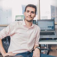 Borja Sanjuán, economista: “Que una persona pueda ganar 1.500€ de alquilar una vivienda, es una sociedad económicamente fallida” 