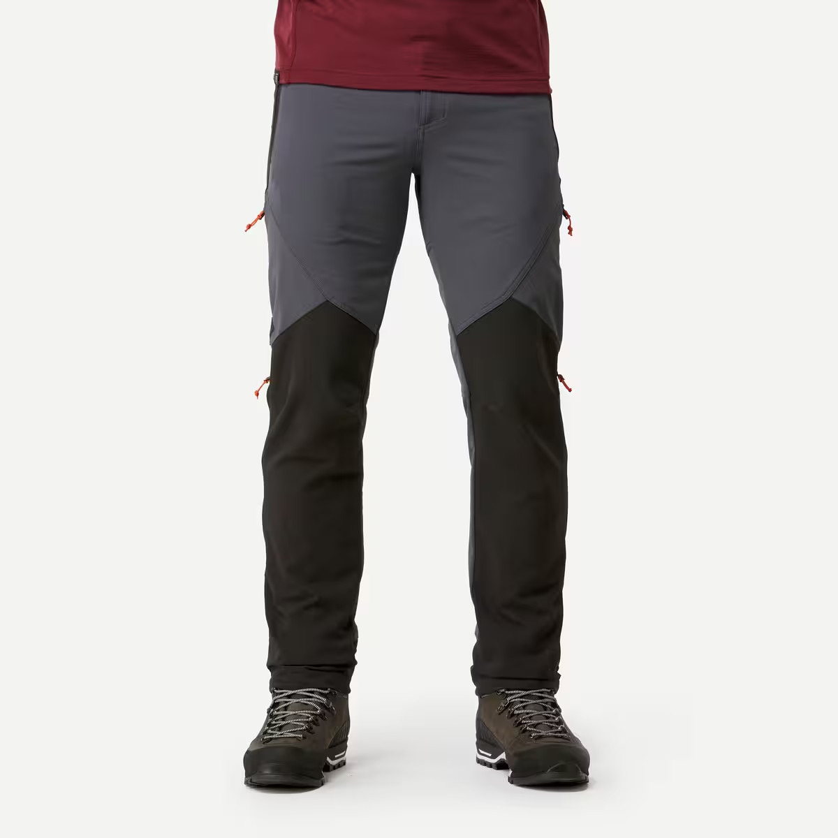 Pantalón de montaña y trekking perlante y cortaviento Hombre Forclaz MT900
