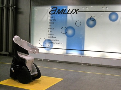 Museo aMLUX de Toyota en Tokyo, una visita alucinante 