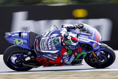 MotoGP República Checa 2015: Danny Kent, Jorge Lorenzo y Tito Rabat marcan la pauta