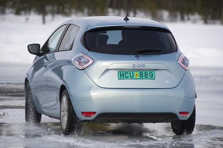 Renault zoe electrico hielo