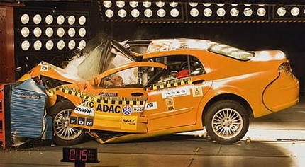 Brilliance BS6 crash test prueba de choque de un coche chino