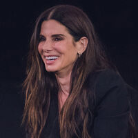 Sandra Bullock compró una finca en 2007, plantó 1.200 aguacateros y 15 años después ha sacado millones de la inversión 
