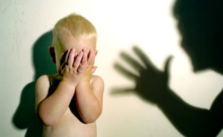 Chantaje emocional: ejemplos en la educación a los niños