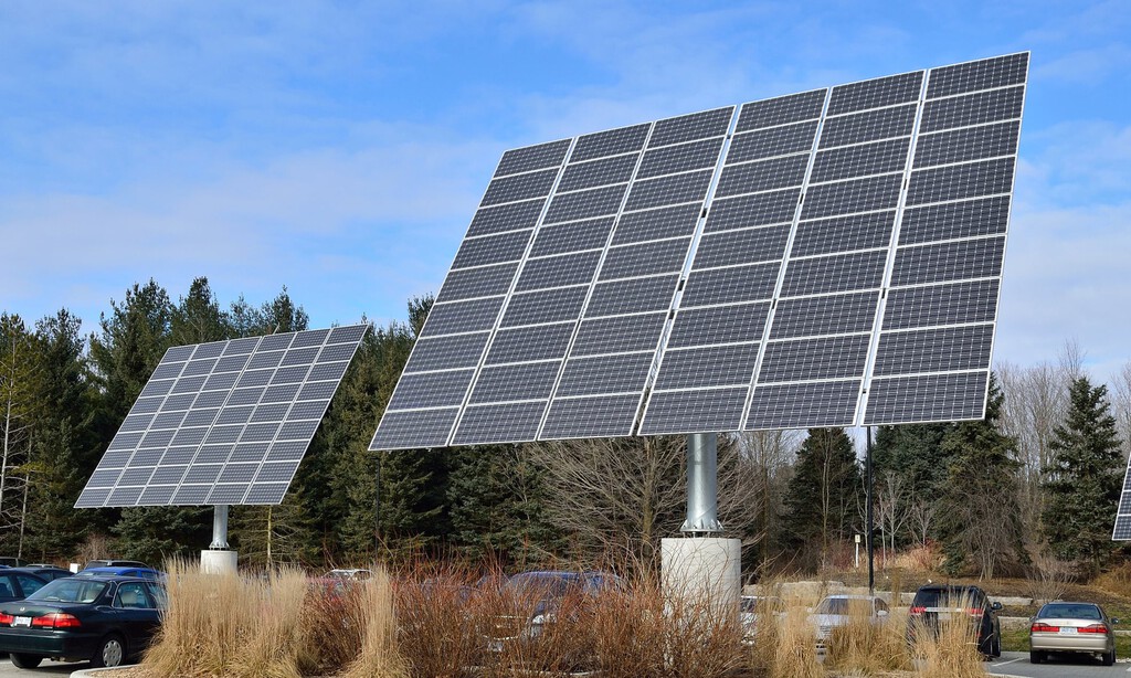 Hemos dado un paso clave para derribar un límite de los paneles solares: un 190% de la eficiencia cuántica extrema 