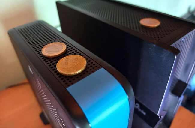 Moneda Encima Router Portada