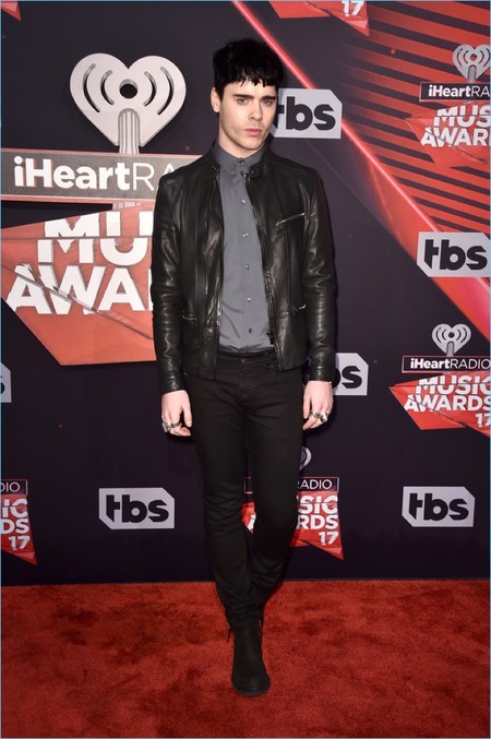 Emporio Armani se convierte en la marca de elección de los millenials con estilo en los premios IHEARTRADIO