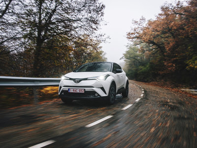 No, en serio, ¿para qué necesitamos tantos caballos en nuestro coche?