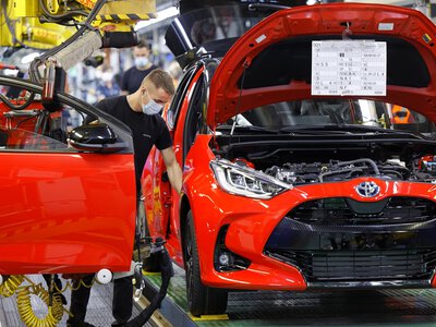 Diez millones de unidades del Toyota Yaris: esta es la historia que esconde su éxito 