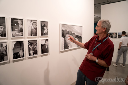 Ganadores de #PHEdesdemibalcón, Martin Parr y la Agencia Magnum, ‘Top Photo’ vuelve a la carga y más: Galaxia Xataka Foto