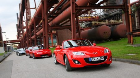 Nuevo Récord Guinness de concentración de Mazda MX-5