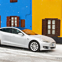 Ha llegado la borrasca Ingrid y la nieve: cómo el frío extremo roba hasta un 40% de autonomía en los coches eléctricos (y los trucos para recuperarla) 