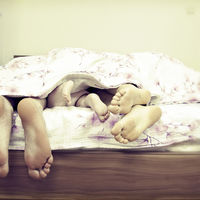 Imposible mantenerse quieto en la cama: el síndrome de piernas inquietas familiar