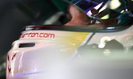 lewis-hamilton-casco