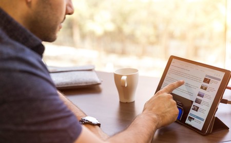 LinkedIn se sube al carro de las 'historias' a lo Instagram o Snapchat