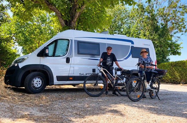 Pareja Camper