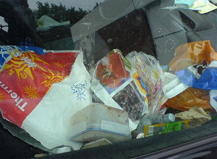 Interior coche sucio