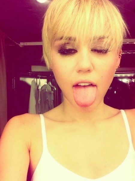Miley Cyrus y su lengua del millón de dólares