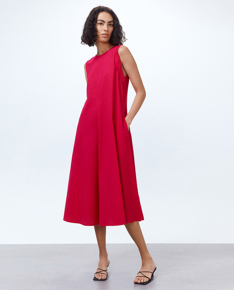 Sleeveless detailed dress from Sfera
