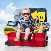Primeras vacaciones de verano con tu bebé: qué llevar