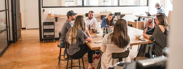 La Generación Z piensa que la semana laboral de cuatro días será habitual en cinco años. 200 empresas británicas le dan la razón