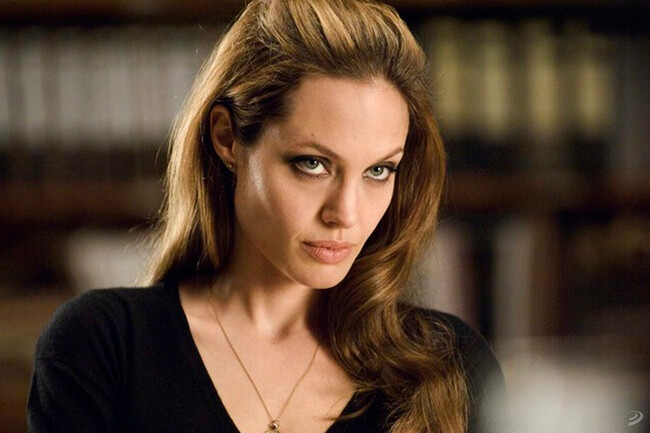 A sus 51 años, Angelina Jolie es dueña de 39 hectáreas en Camboya y ha contribuido a transformar una zona afectada por la caza furtiva en un área de conservación