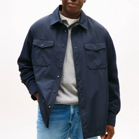 Tommy Hilfiger Sobrecamisa de hombre híbrida tipo técnica