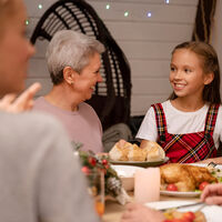 Navidad en familias separadas: cómo organizar las fiestas sin conflictos y priorizando el bienestar del niño 