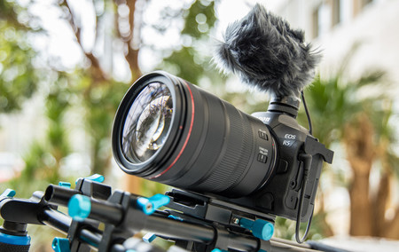 La nueva Canon EOS R5 aspira a "cámara de cine" con grabación 8K sin recorte: todo lo que sabemos sobre ella