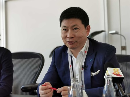 Richard Yu, CEO de Huawei, afirma que si no pueden seguir usando Android el Huawei P40 podría ser el primer móvil con HarmonyOS